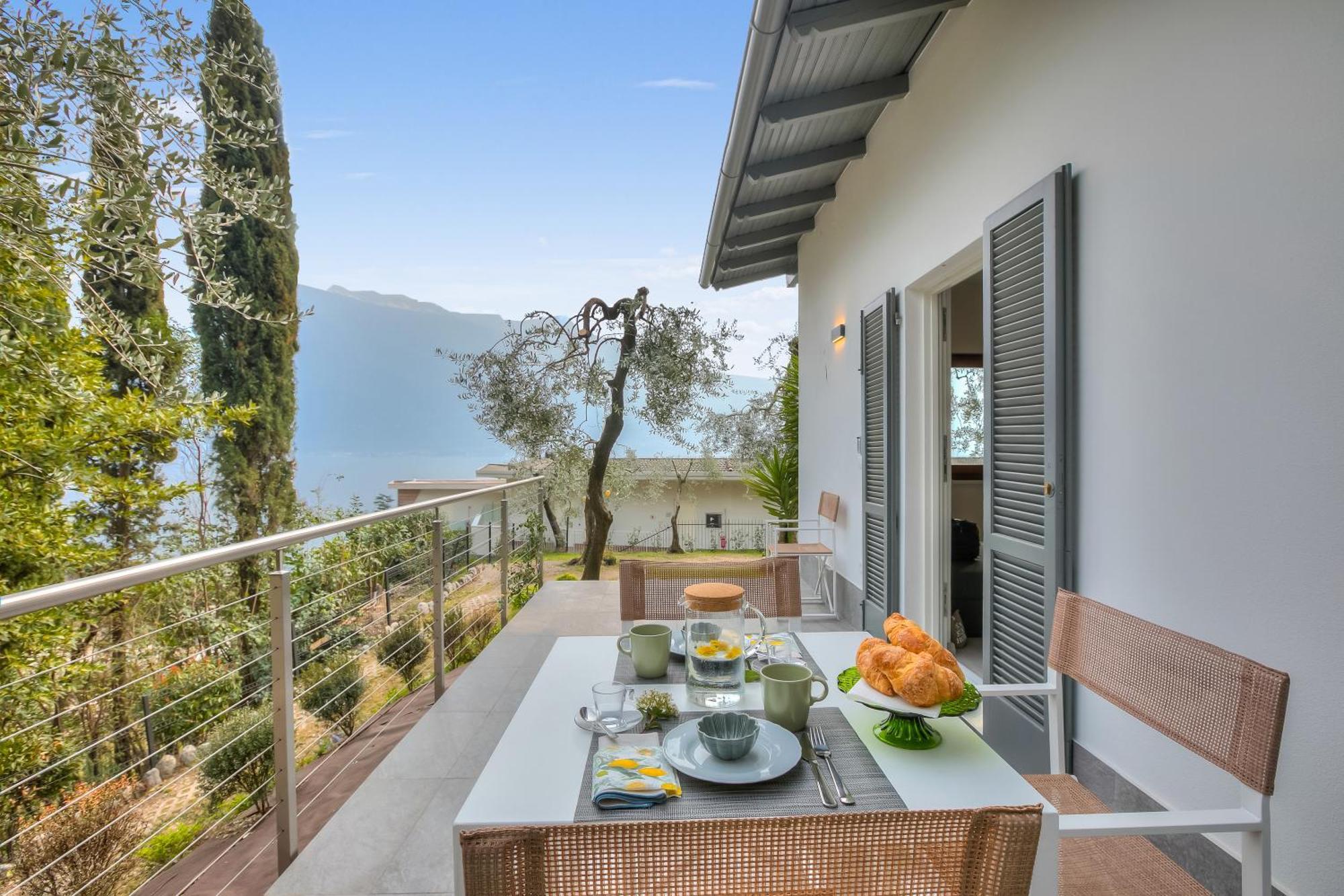Relais Nanzello Garda Living 1 And 2 Villa Limone sul Garda Exterior photo